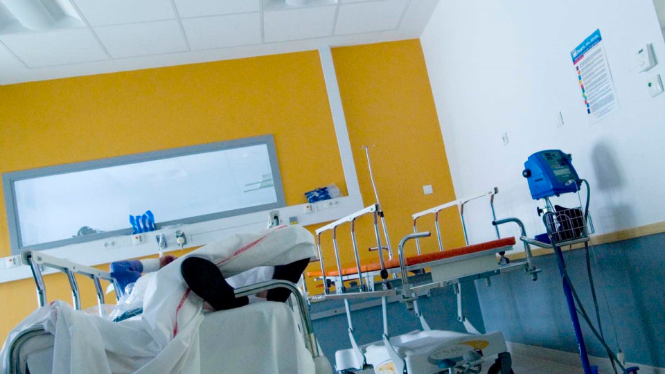 Il meurt apr&egrave;s trois jours d'attente aux urgences du CHU Grenoble Alpes, le procureur classe sans suite