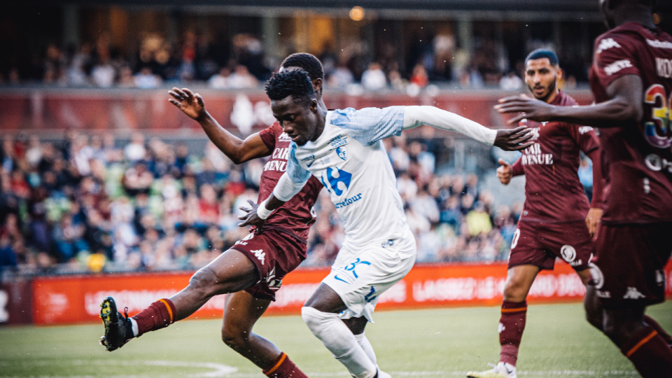 Metz-GF38 : Grenoble écarté de la route des Lorrains (1-0) Metz-GF38 : Grenoble écarté de la route des Lorrains (1-0)