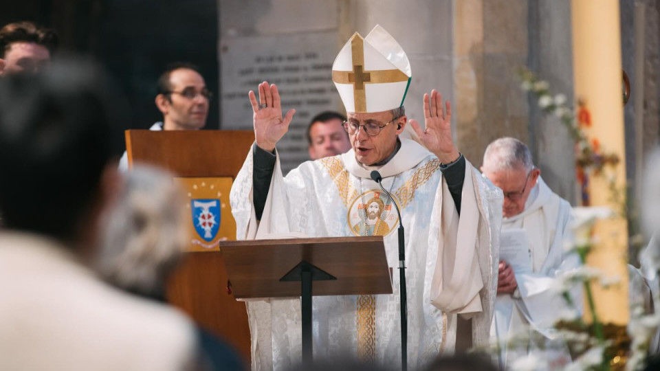 Mort du pape François : une veillée en la cathédrale Notre-Dame de Grenoble
