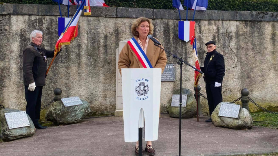 Pr&egrave;s de Grenoble : la brocante perturbe le quotidien des habitants, ils insultent la maire sur Facebook