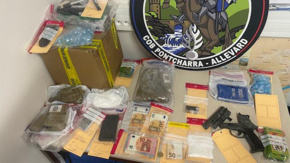 Pr&egrave;s de Grenoble : nouvelles saisies aux tours Bayard, deux mineurs interpell&eacute;s