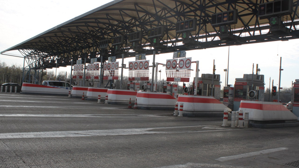 Pr&egrave;s de Grenoble&nbsp;: un conducteur positif &agrave; l&rsquo;alcool et aux stup&eacute;fiants provoque un violent accident &agrave; un p&eacute;age