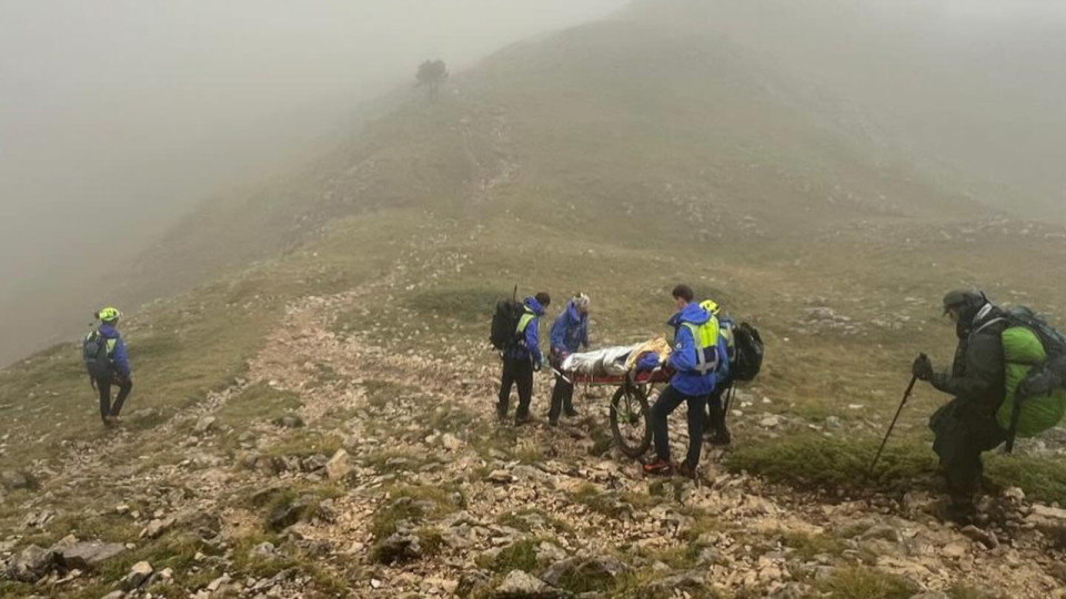 Une randonneuse se fracture la cheville, le brouillard complique la tâche de la CRS Alpes